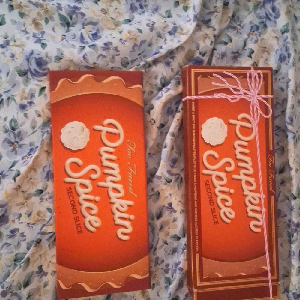 Too Faced Pumpkin Spice Palette